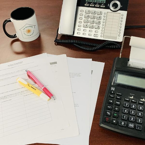 Téléphone et calculatrice